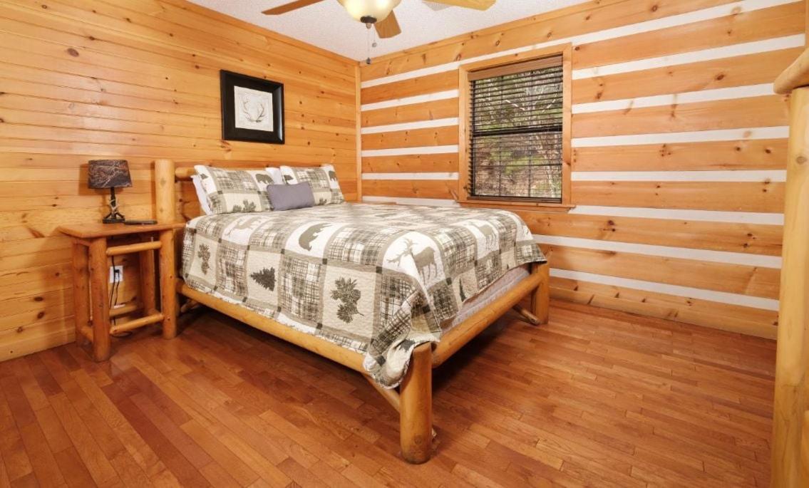 Smoky View With A Twist Pigeon Forge Exterior foto