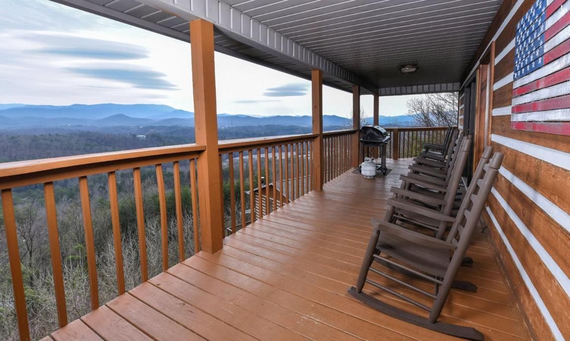 Smoky View With A Twist Pigeon Forge Exterior foto
