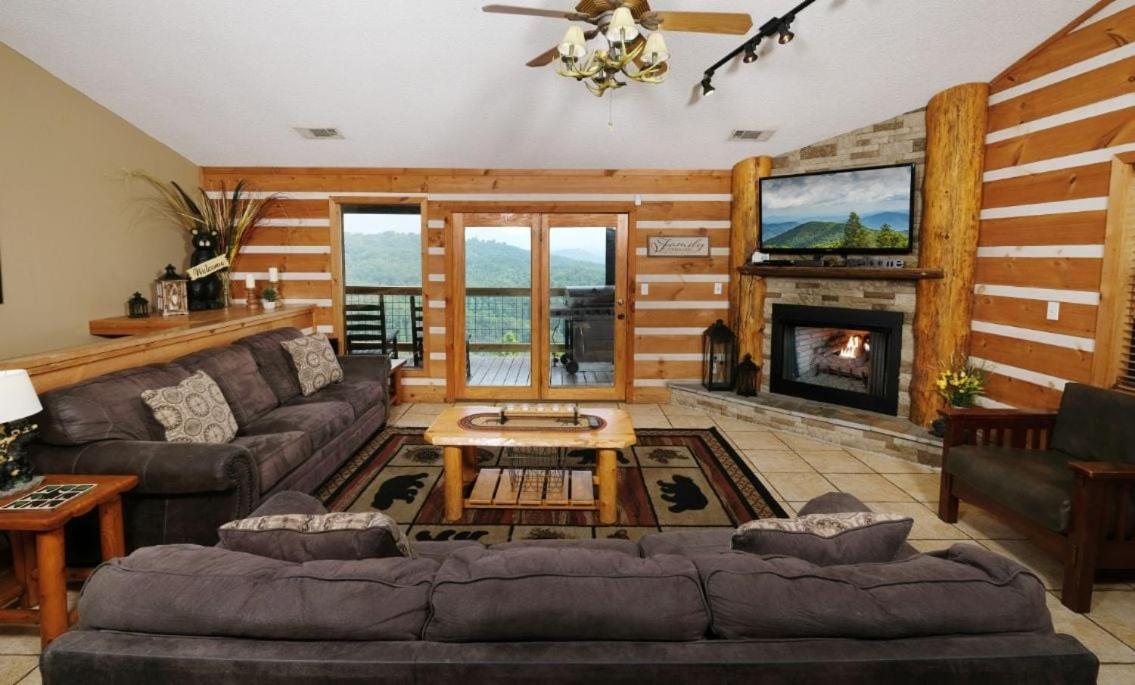 Smoky View With A Twist Pigeon Forge Exterior foto