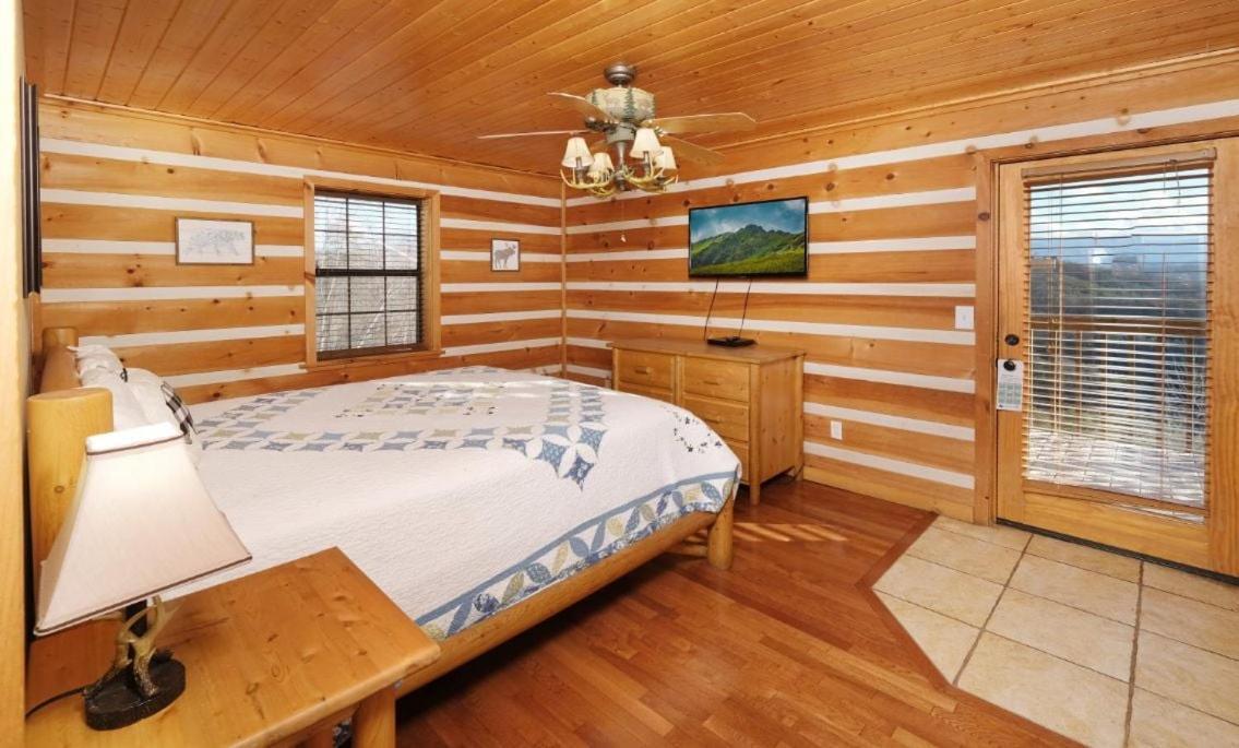 Smoky View With A Twist Pigeon Forge Exterior foto