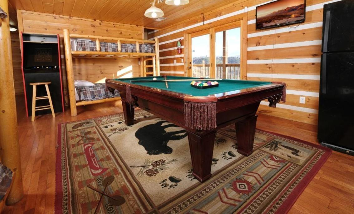 Smoky View With A Twist Pigeon Forge Exterior foto